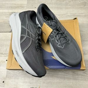 NEW WITH BOX Men’s ASICS Gel-Kayano 30 size 14 Extra wide